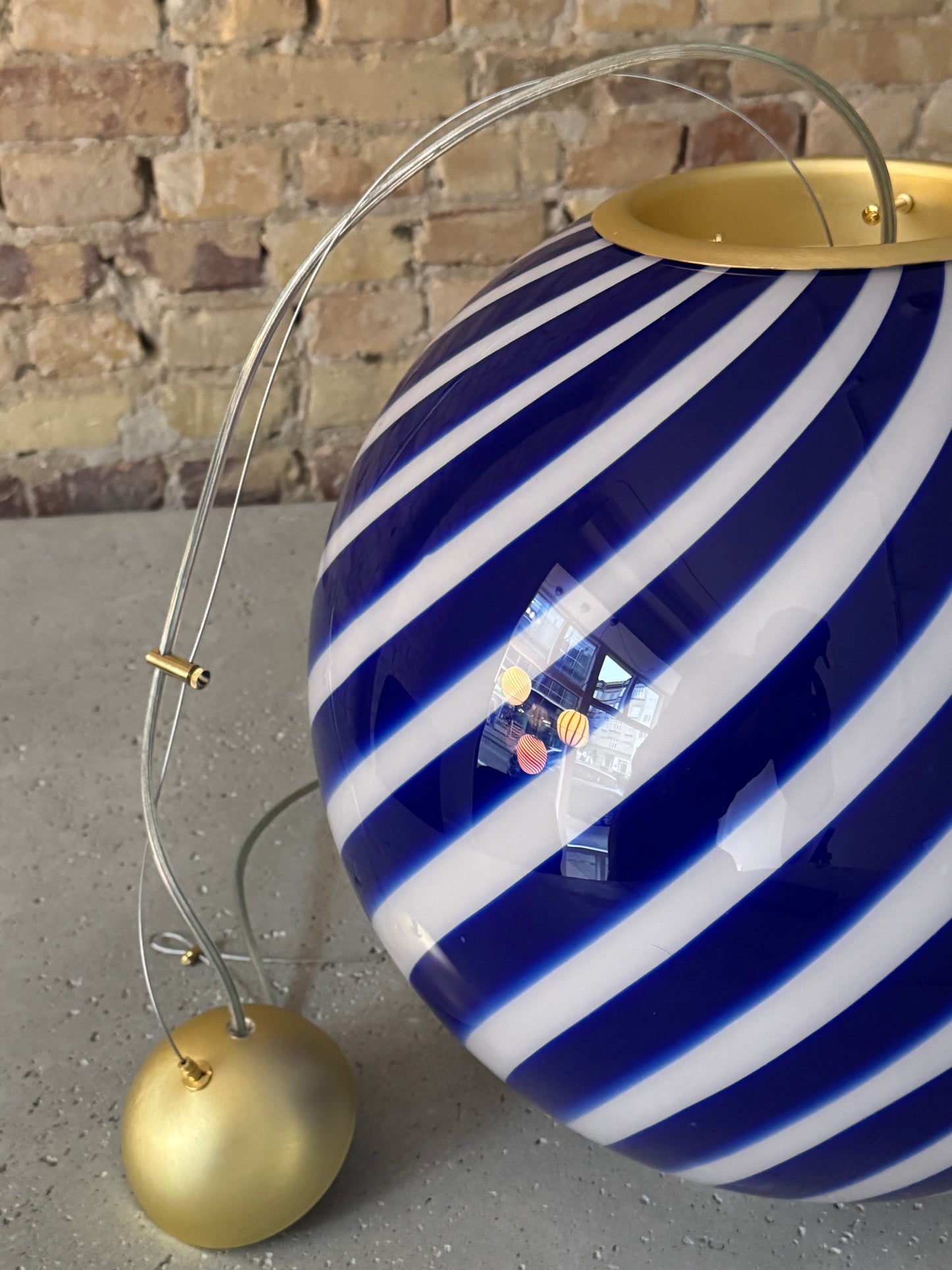 Stor Murano loftlampe med blå swirl, 40 cm