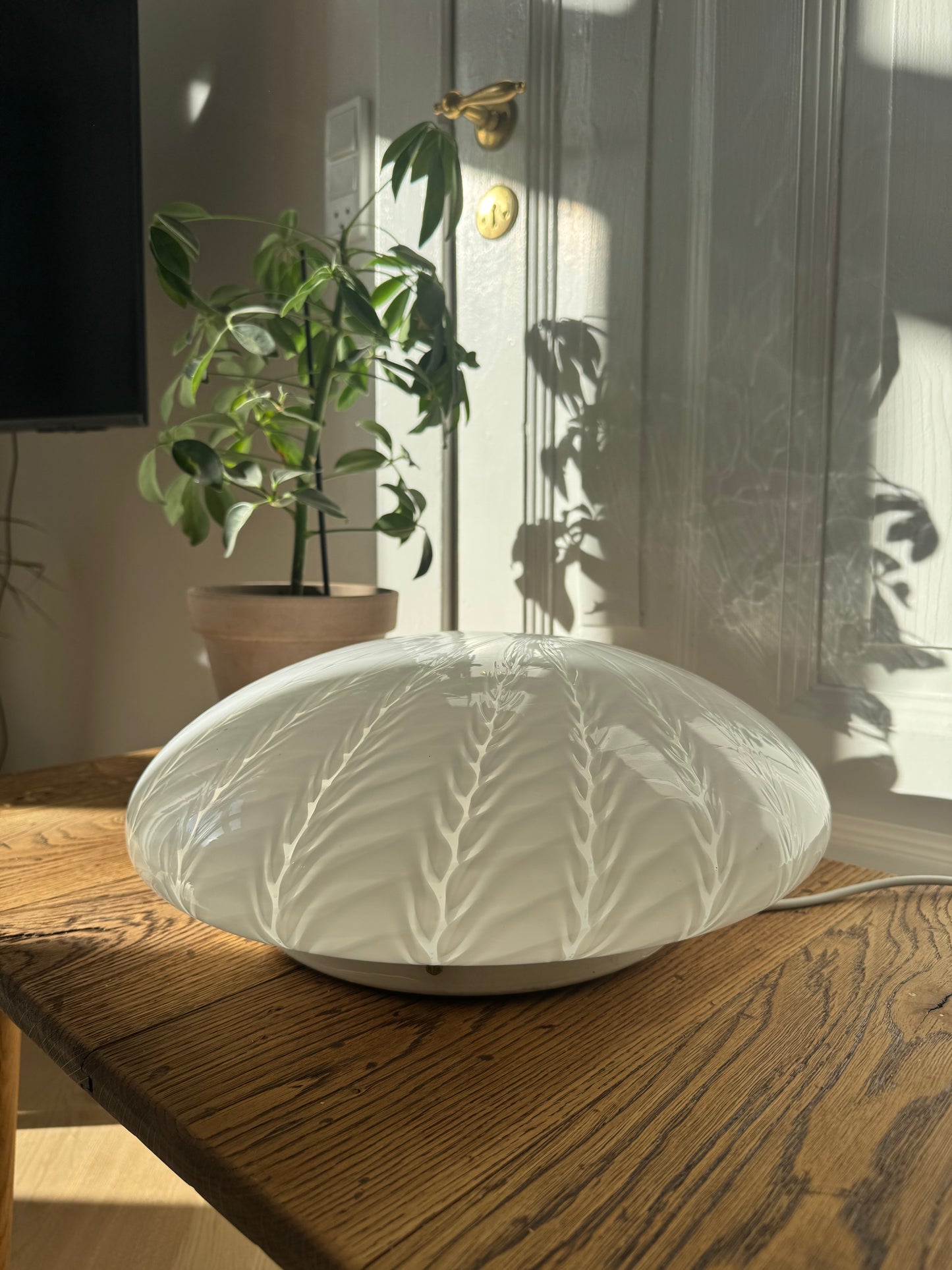 Hvid vintage Murano plafond lampe m. peacock swirl, 37 cm