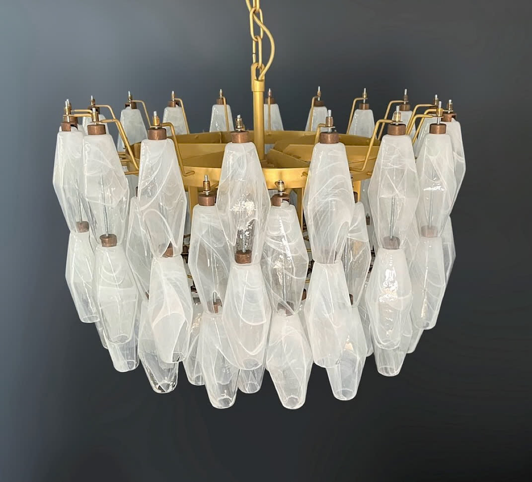 Murano lysekrone | Poliedri | 107 glas | Hvid alabaster