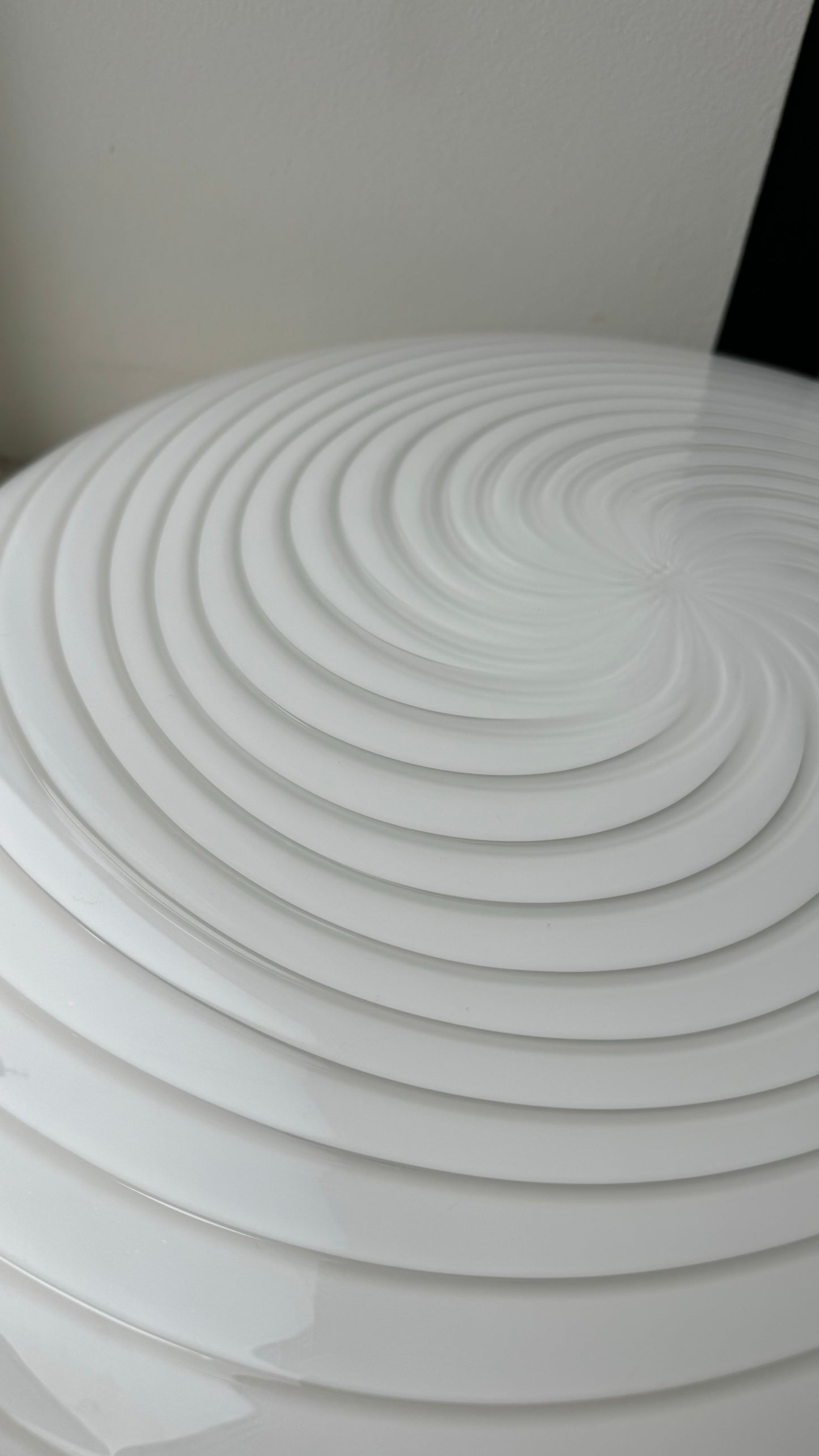Murano plafond i klassisk hvid swirl, 45cm