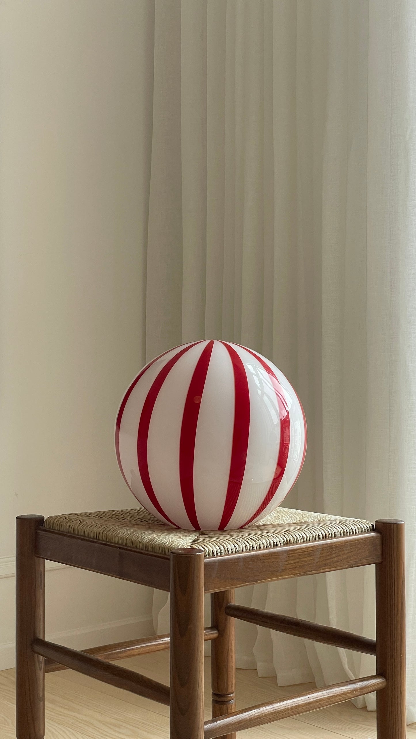 Murano candy pendel rød/hvid swrl, 30 cm