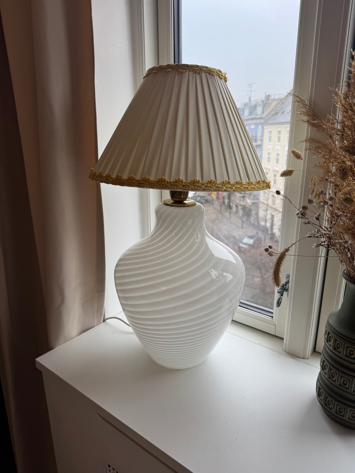 Beautiful vintage Murano table lamp, 45 cm