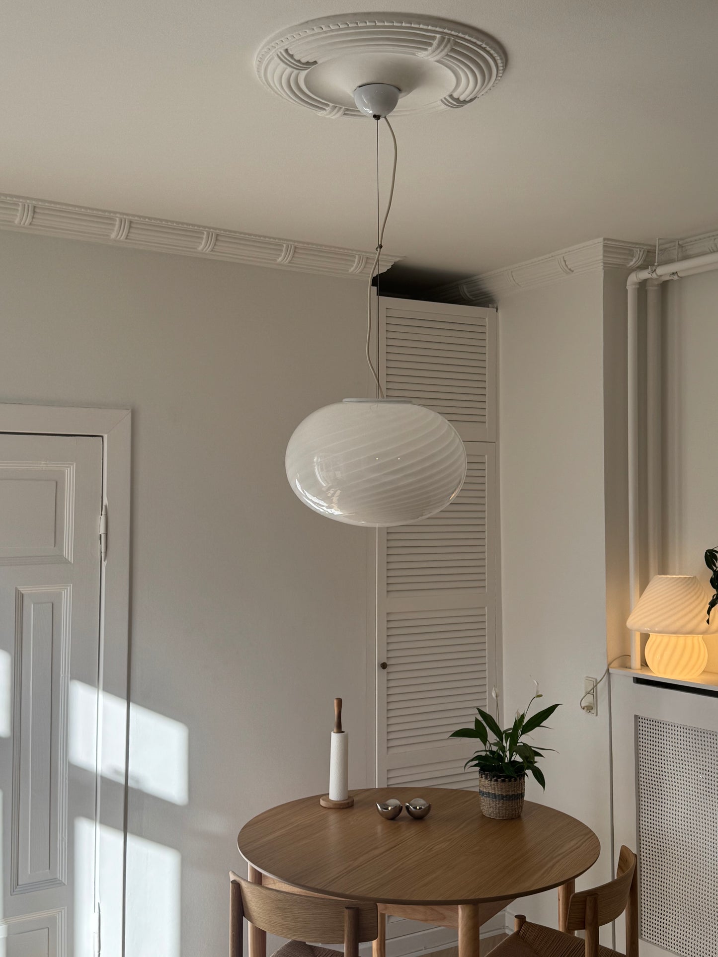 Hvid Murano pendel med hvid top, 40 cm