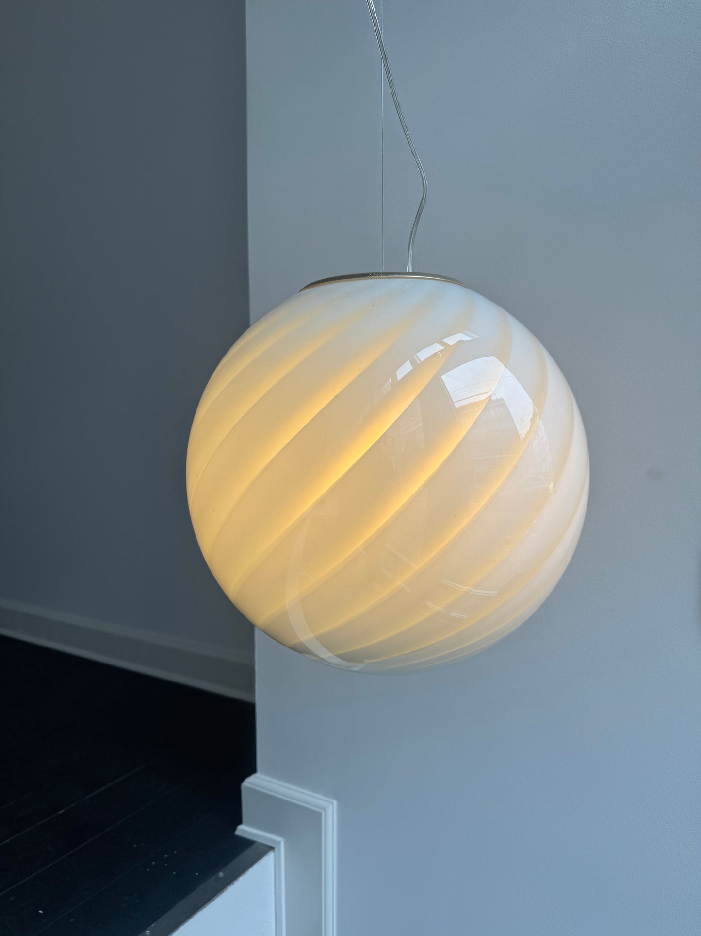 Stor rund lyseblå Murano pendel, 40 cm