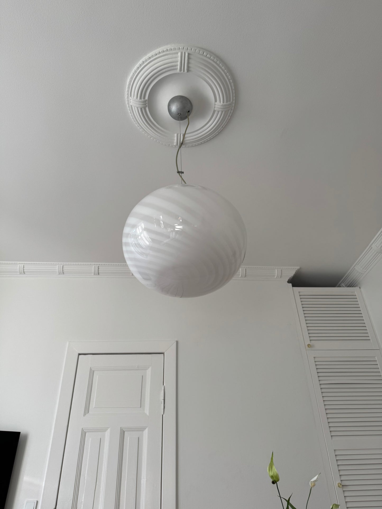 Kæmpe vintage Murano pendel med klassisk swirl, 45 cm