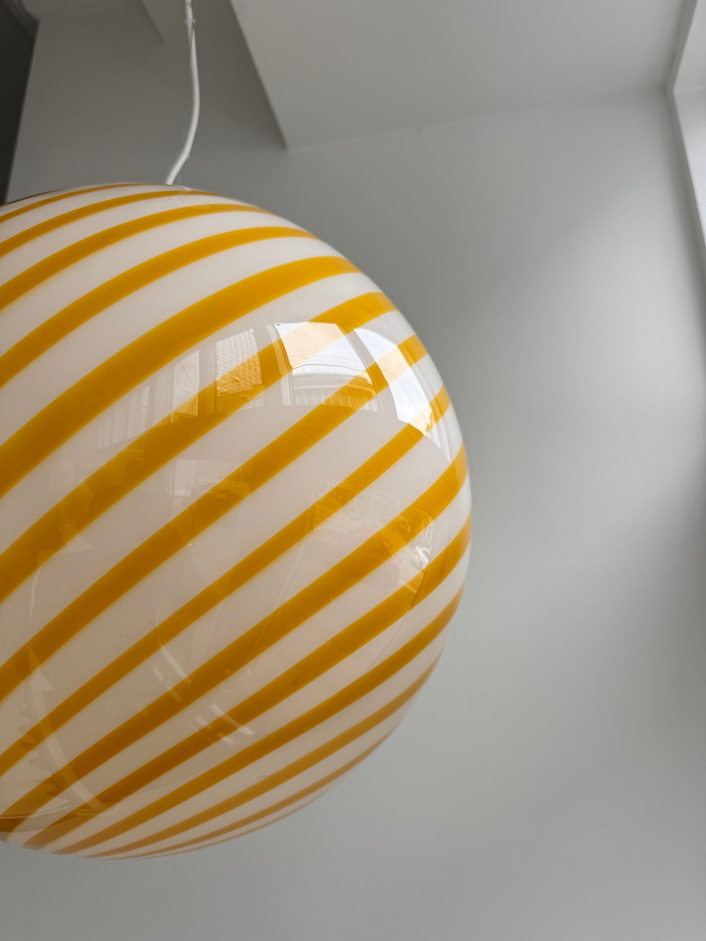 Stor Murano candy pendel i gul swirl, 40 cm