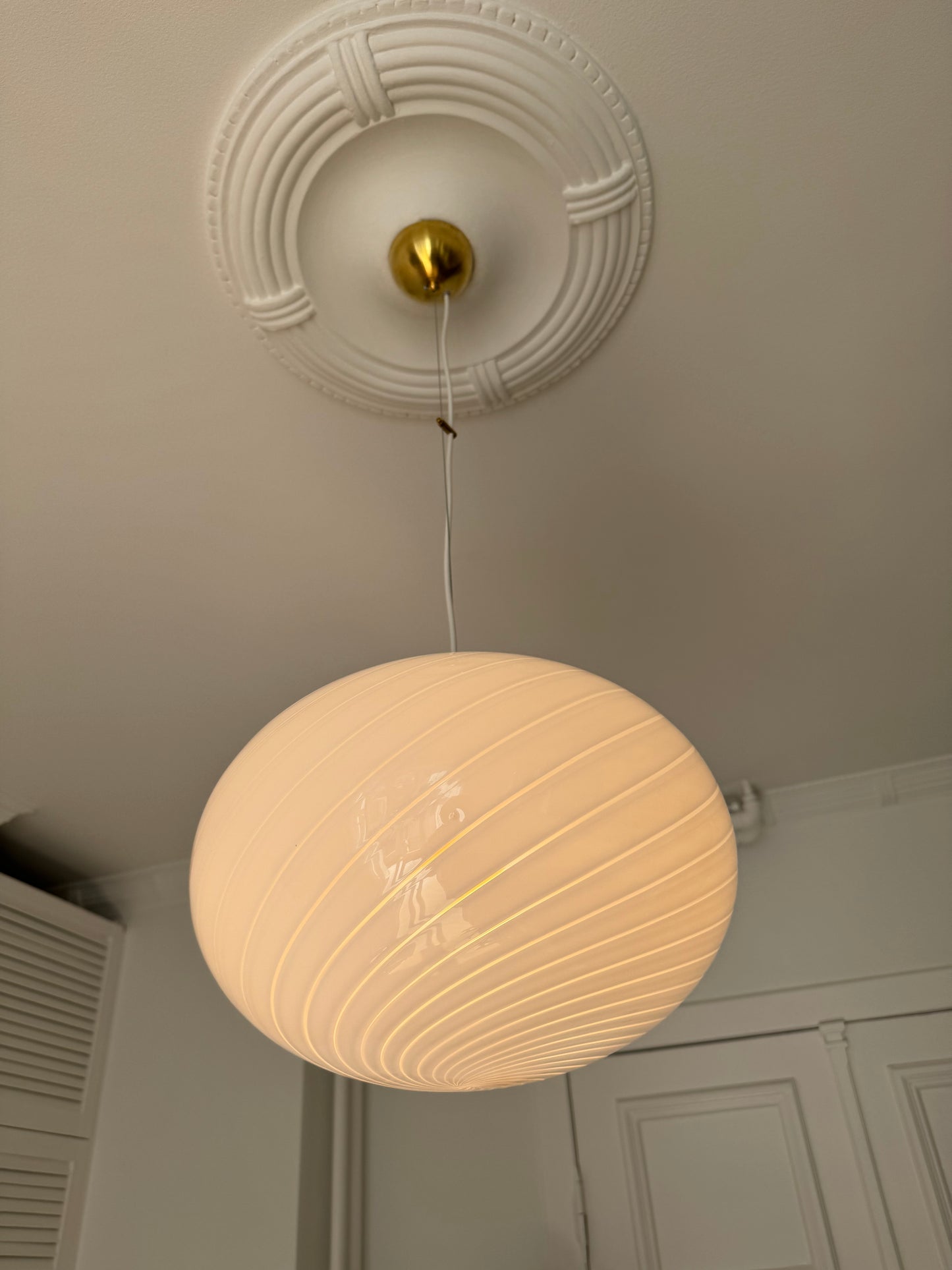 Smuk og klassisk hvid Murano pendel, 40 cm