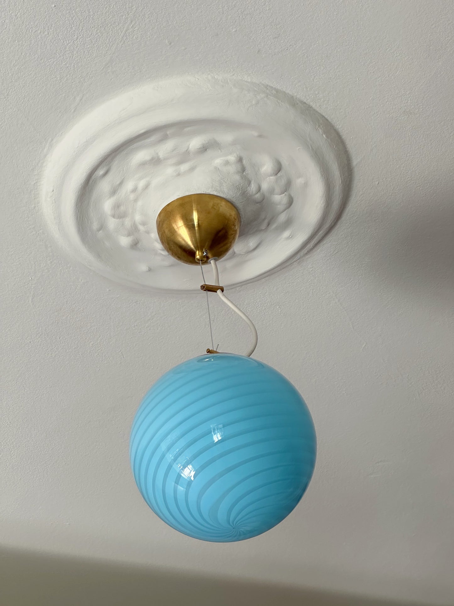 Murano pendel i blå swirl, 20 cm (på forespørgsel)