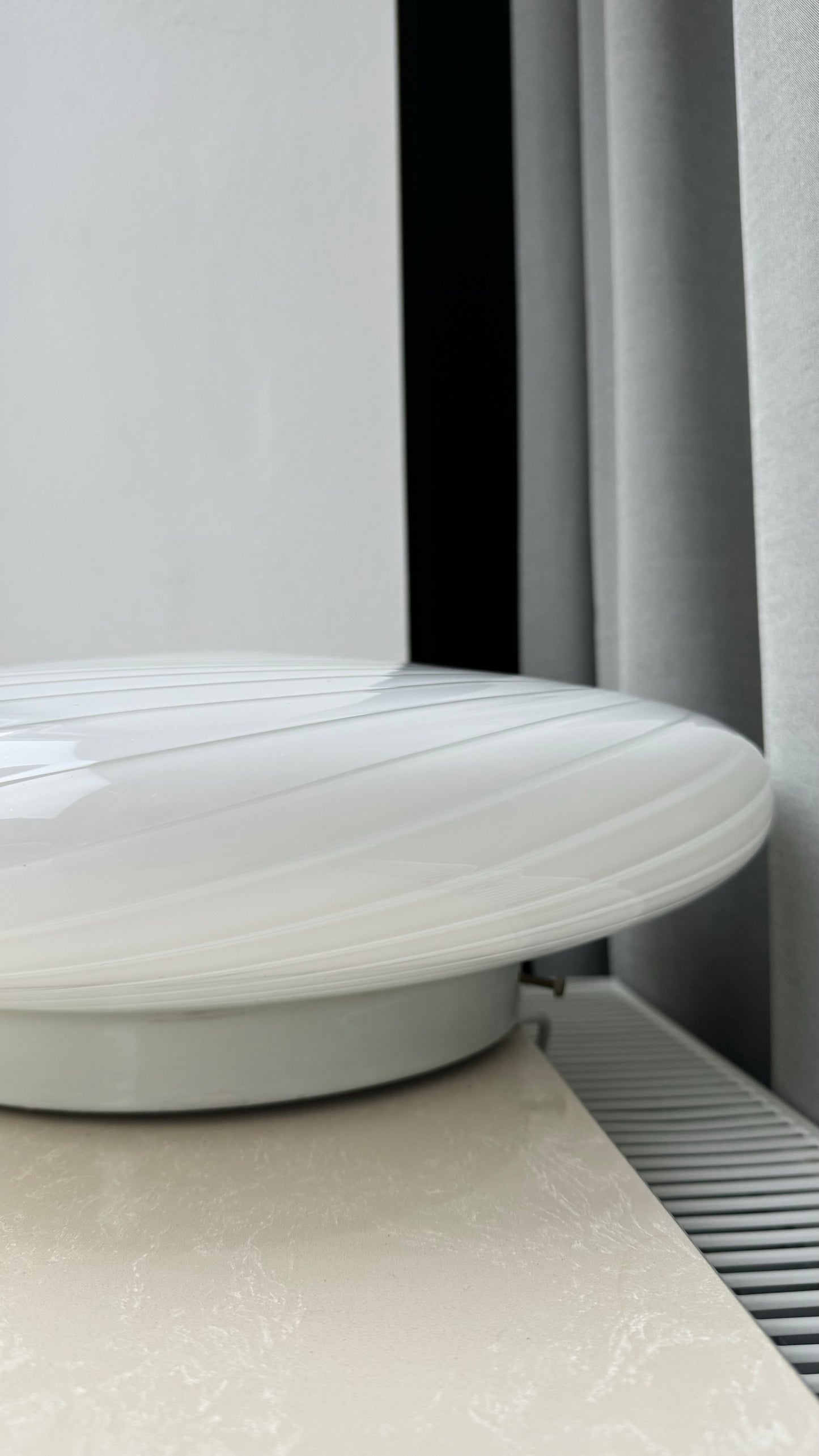 Murano plafond i klassisk hvid swirl, 45cm