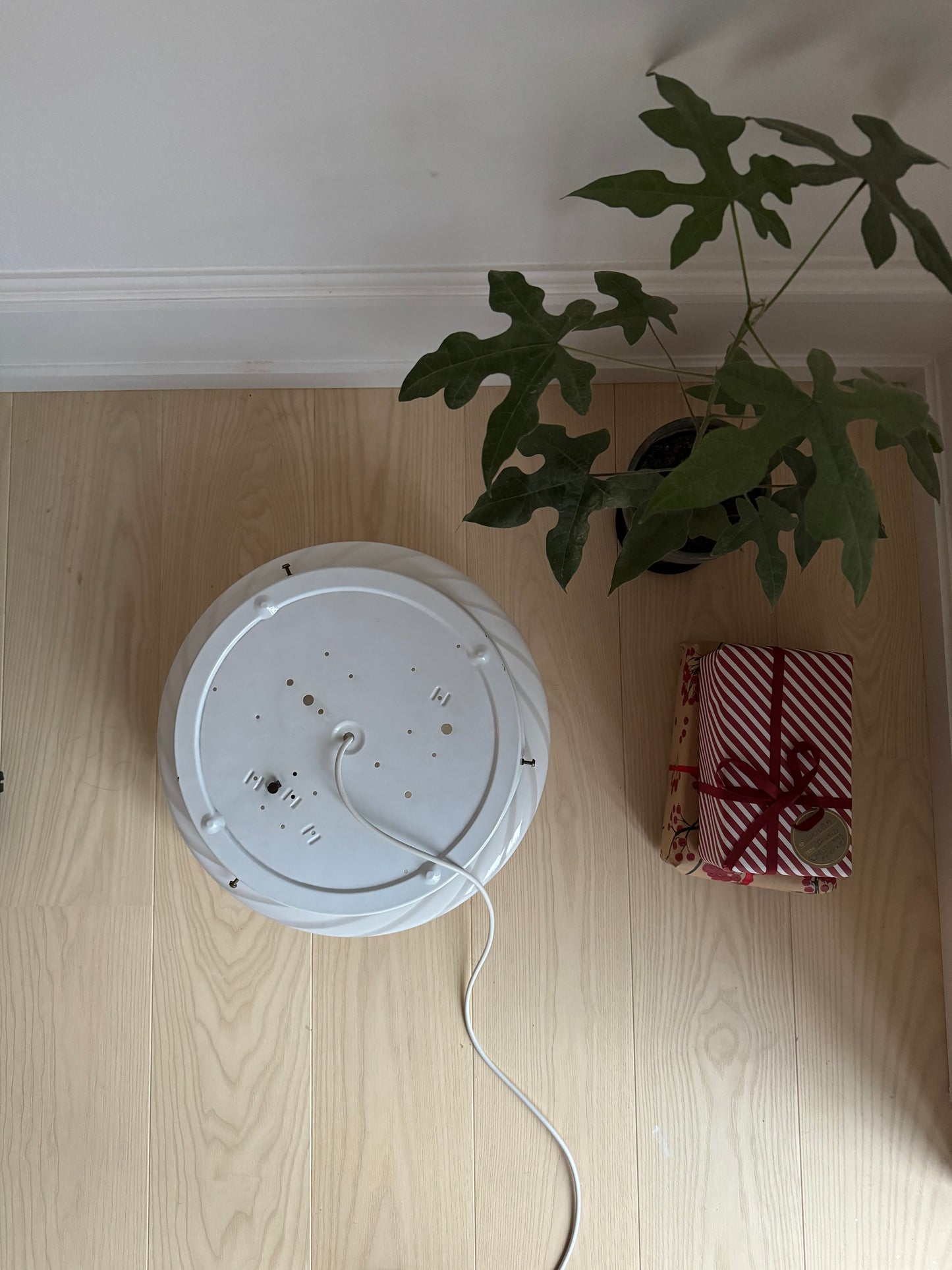 Murano plafond i klassisk hvid swirl, 40 cm
