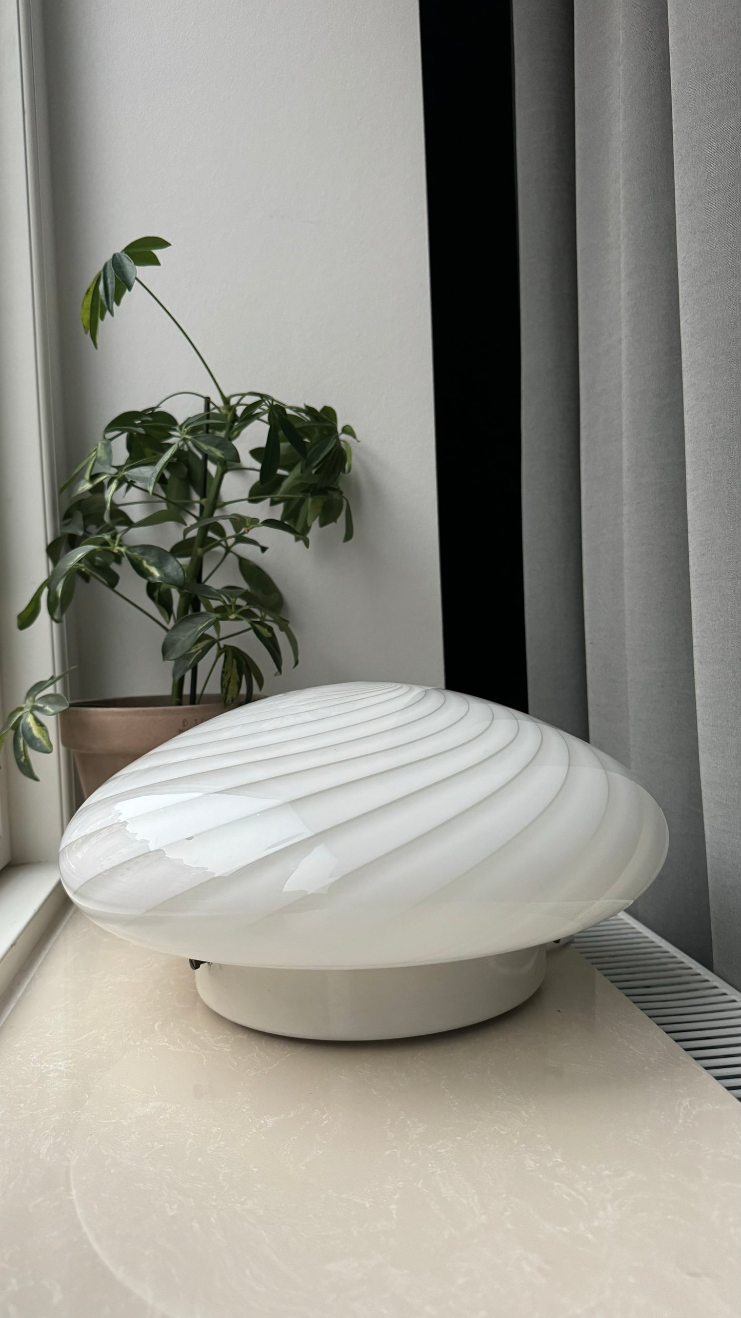 Murano plafond i klassisk hvid swirl, 35cm