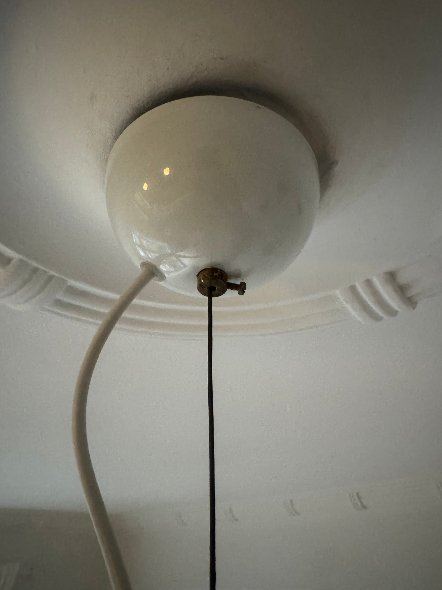 Vintage Murano pendant with peacock swirl, 43 cm