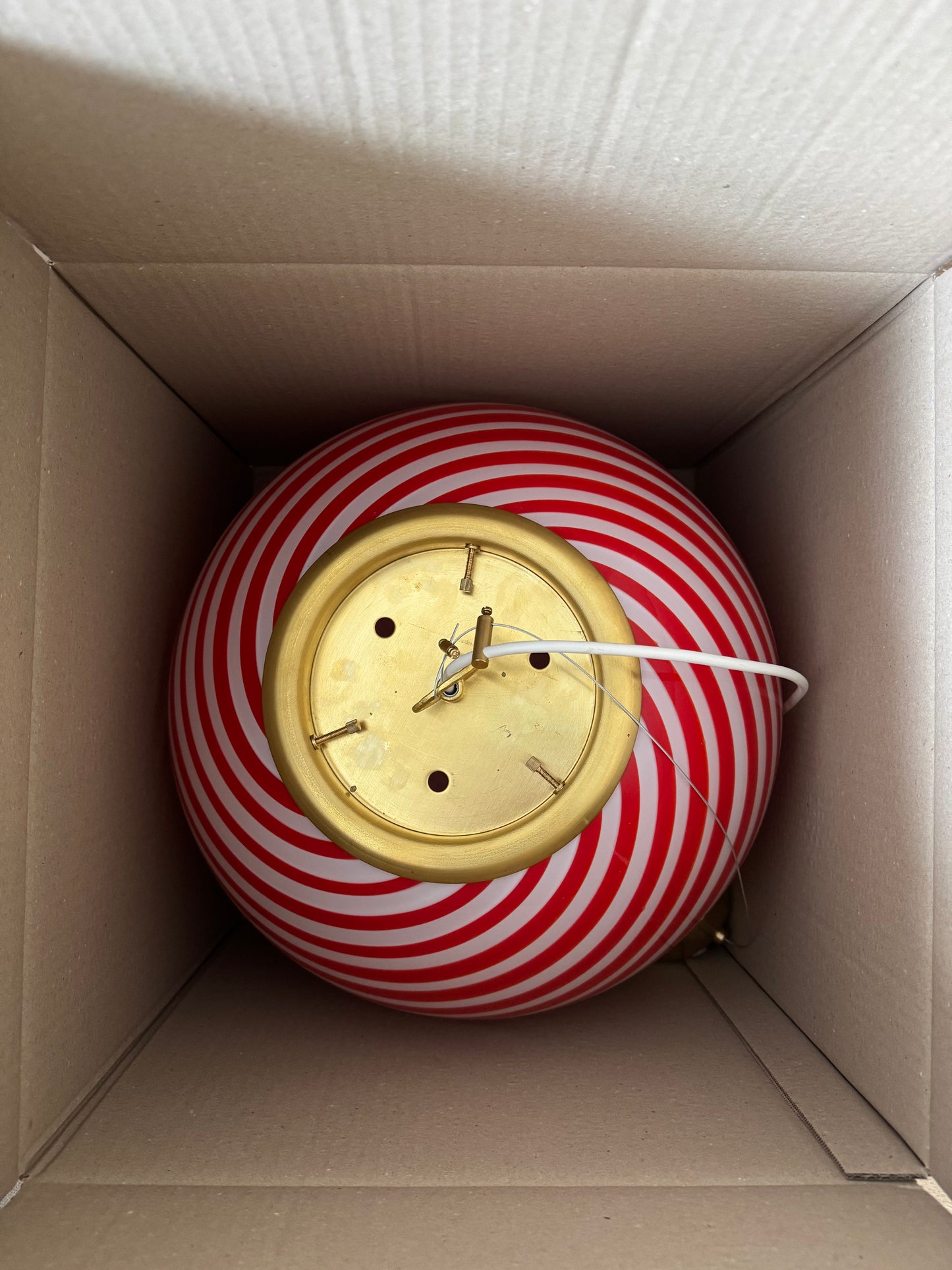 Smuk rød-stribet Murano pendel, 40 cm