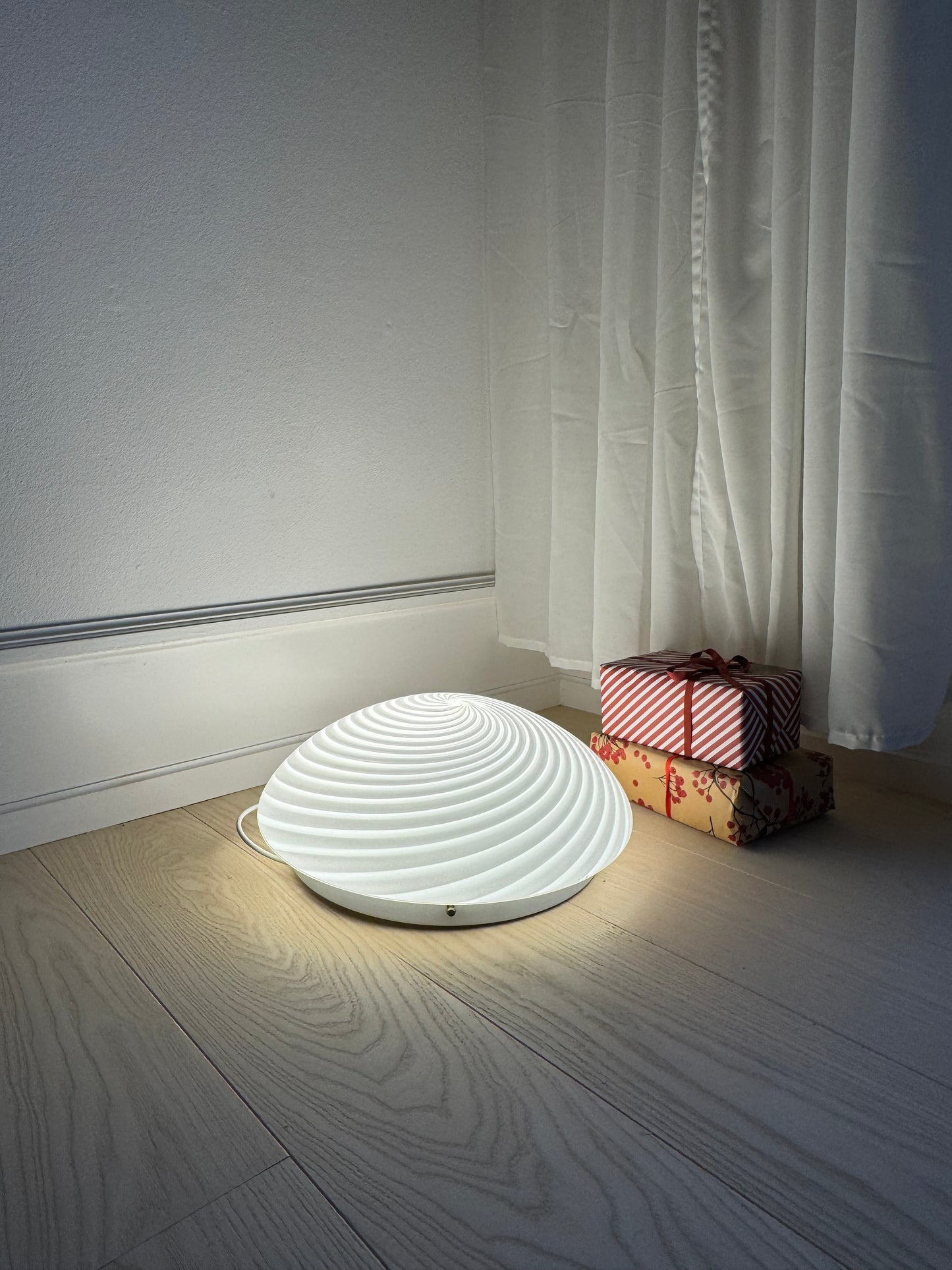 Murano plafond i klassisk hvid swirl, 40 cm