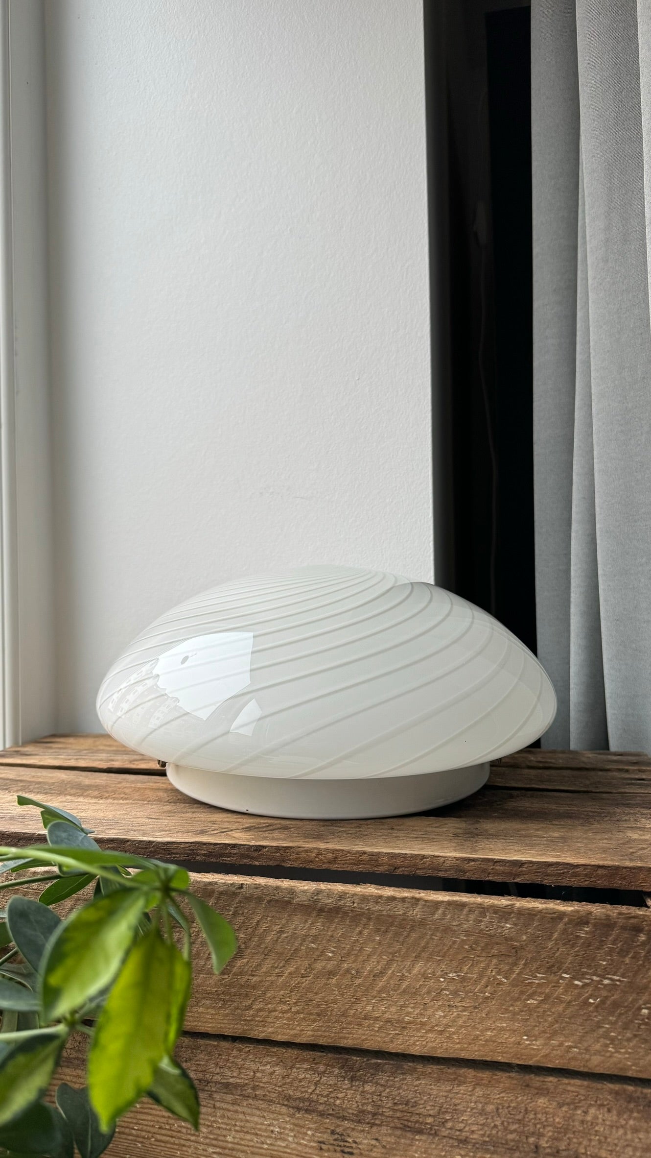 Murano plafond i klassisk hvid swirl, 30cm