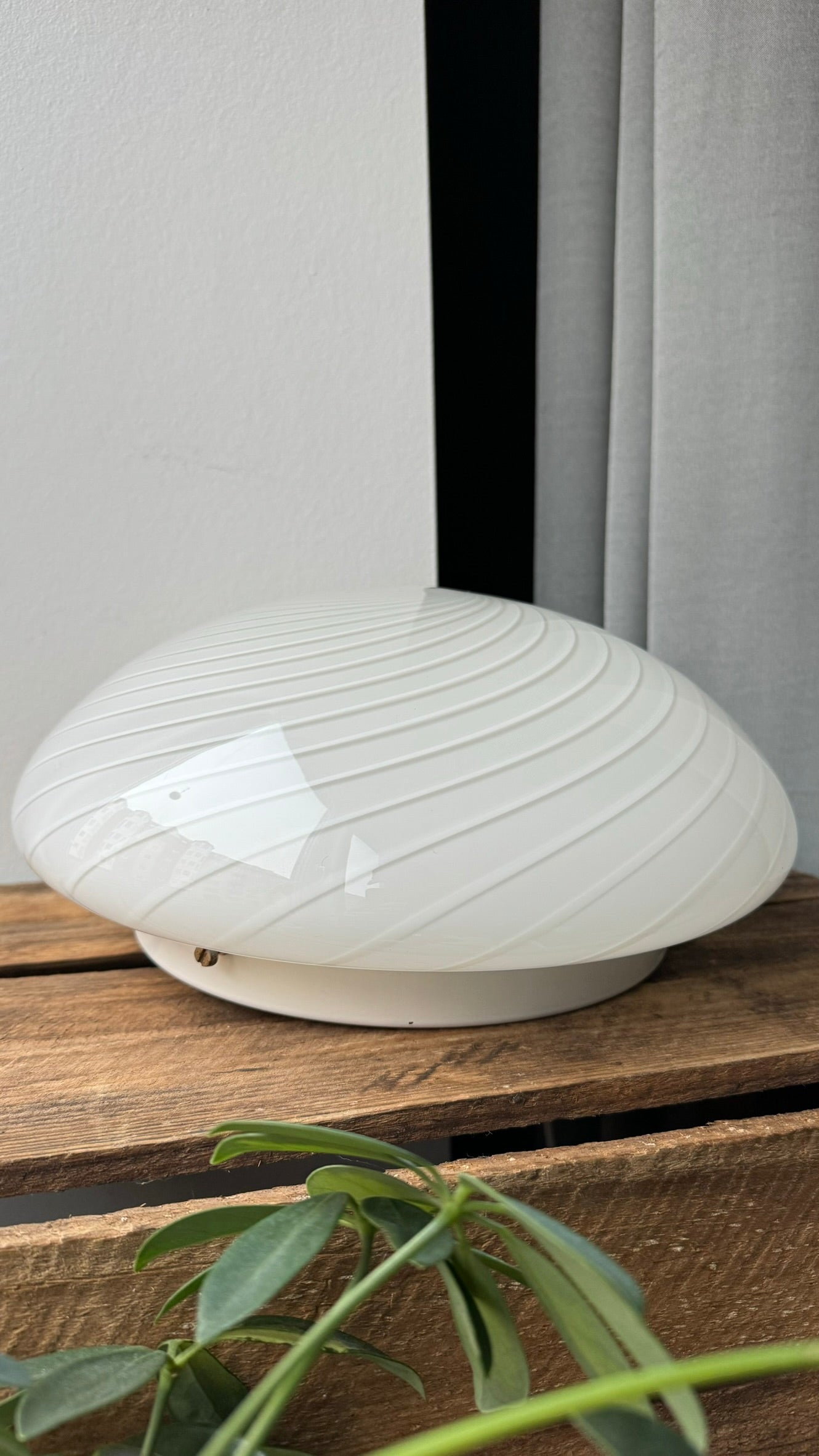 Murano plafond i klassisk hvid swirl, 30cm