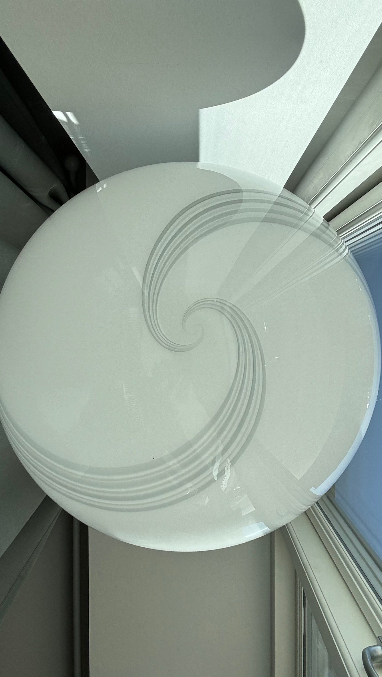 Large Murano oval pendant with 4-swirl, 48 cm