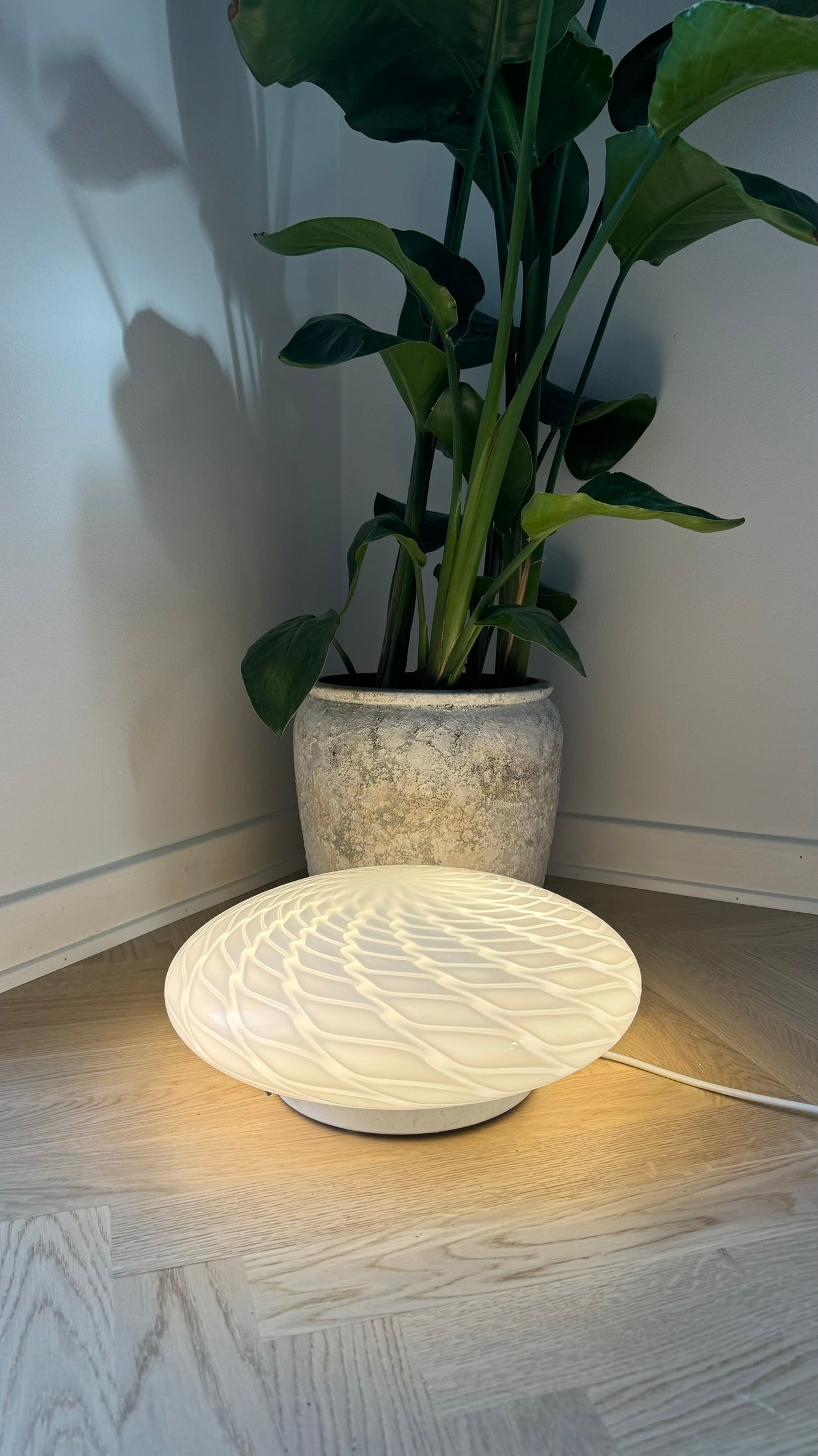 Hvid vintage Murano plafond lampe m. peacock swirl, 36 cm