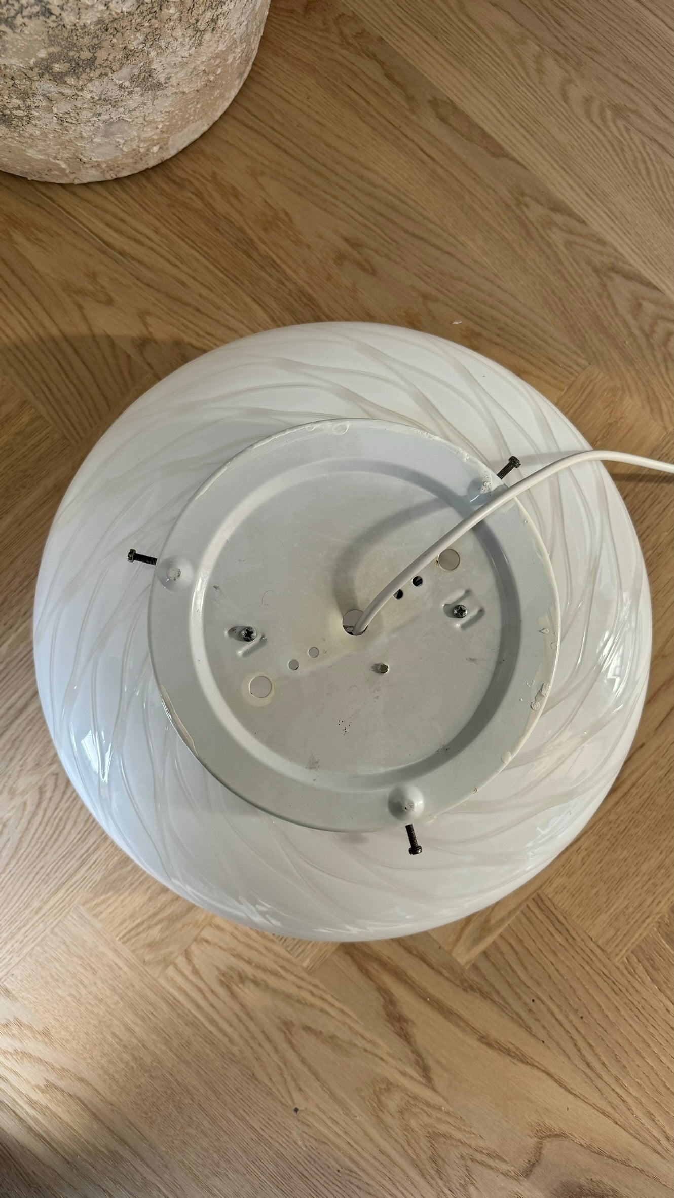 Hvid vintage Murano plafond lampe m. peacock swirl, 36 cm