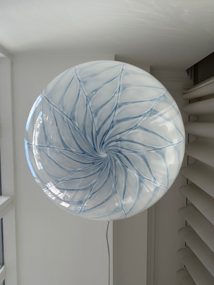 Lyseblå Murano peacock pendel, 40 cm