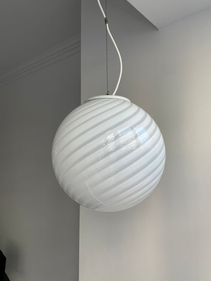 Round vintage Murano pendant lamp with white swirl, 30 cm