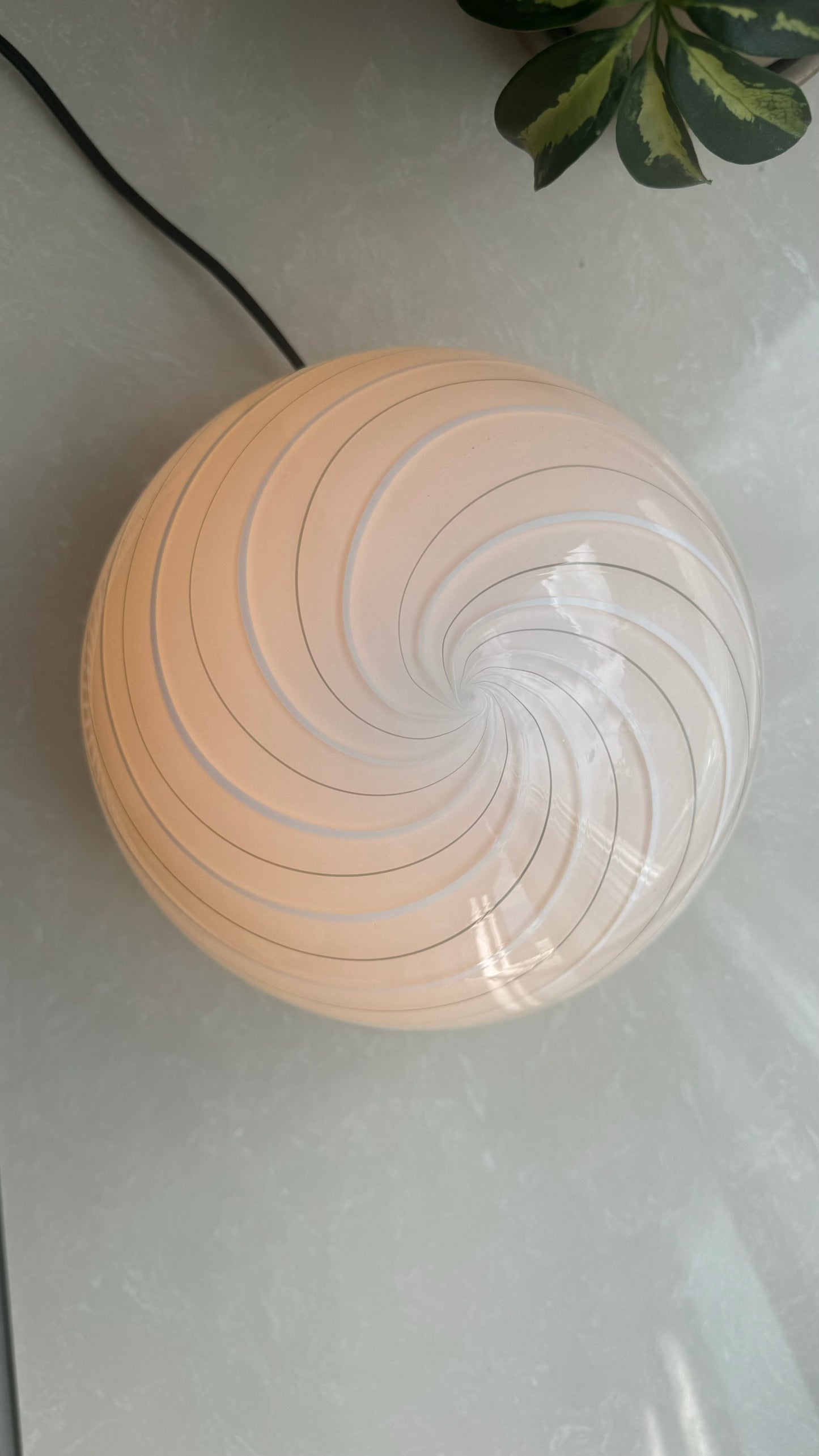 Murano bordlampe med creme, hvide og grønne striber, 20 cm