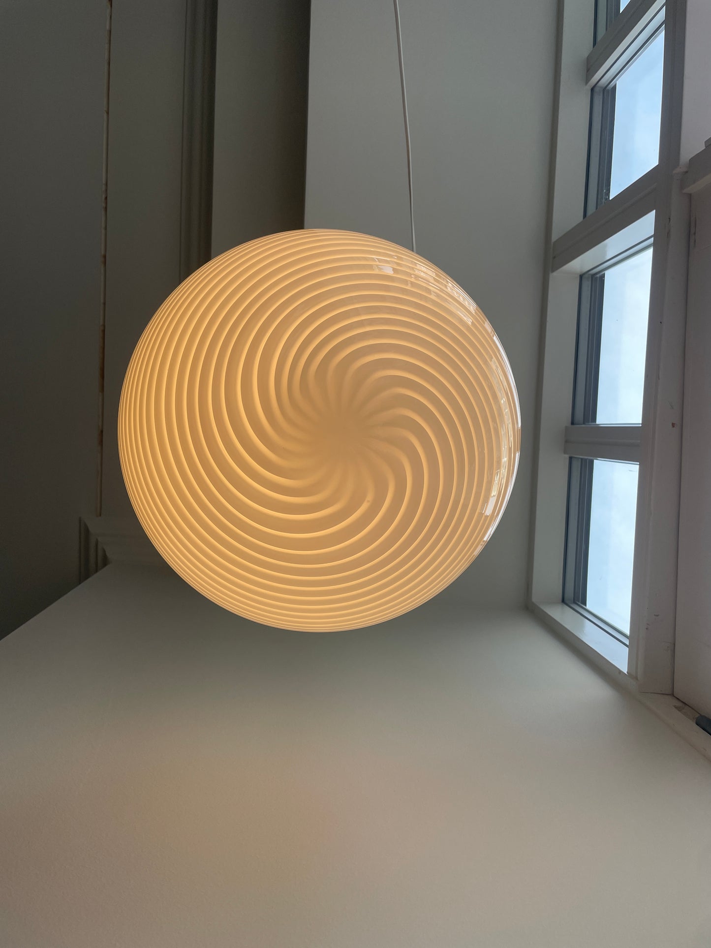 Vintage Murano pendant lamp with white swirl, 40 cm