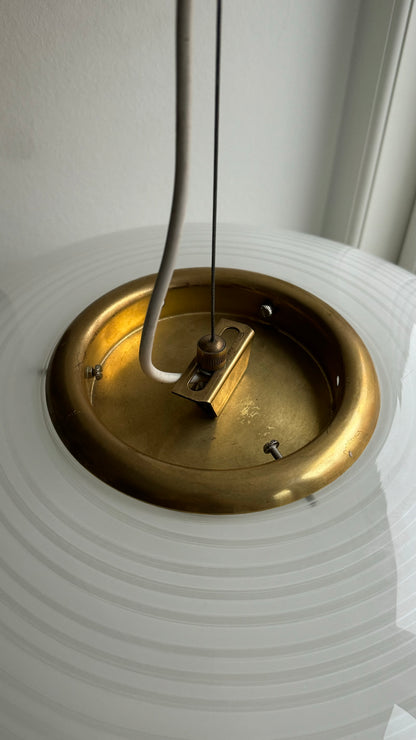 Murano oval pendant with horizontal swirl, 45 cm