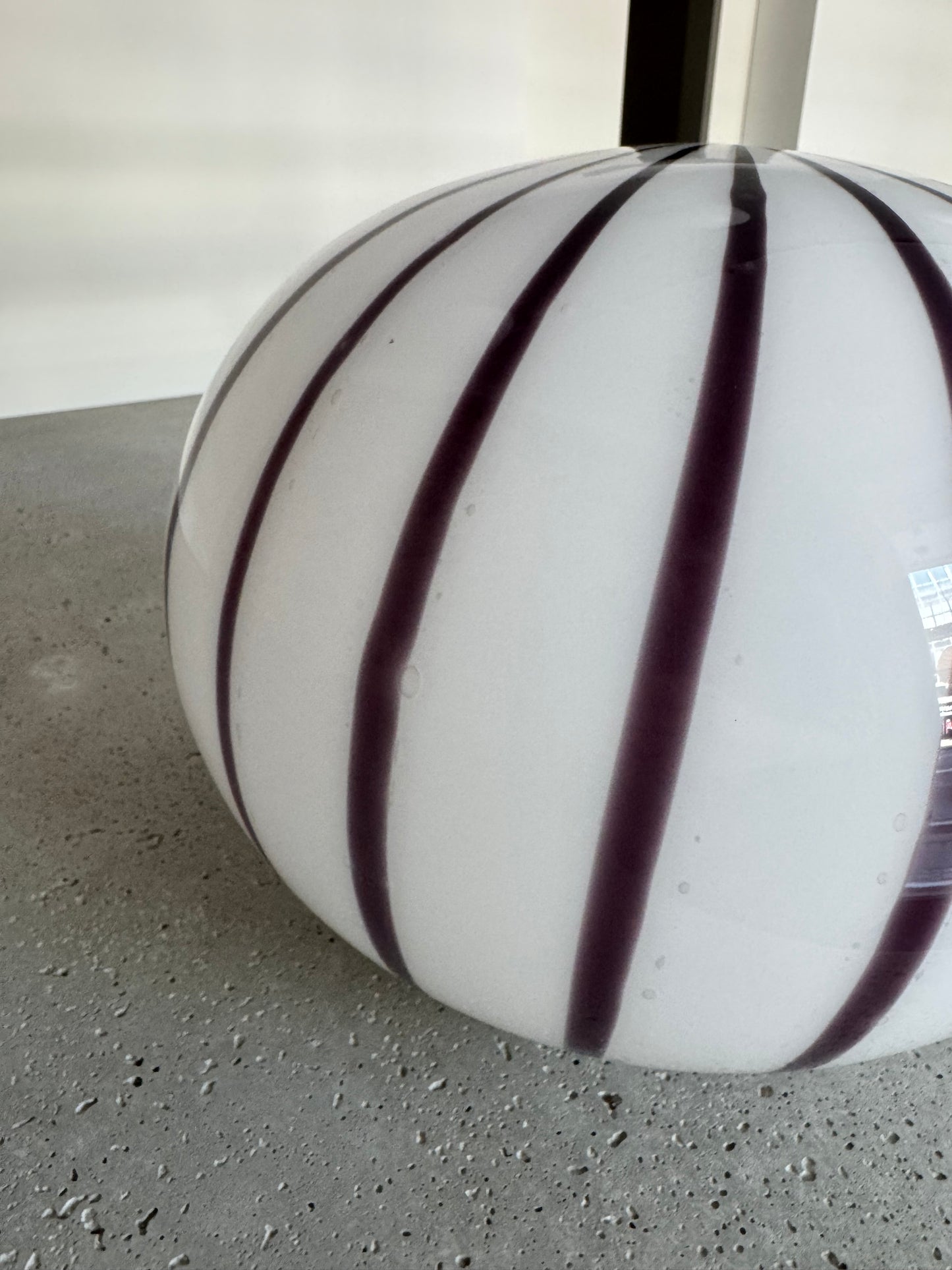 Blueberry candy Murano oval pendant, 33 cm - 2nd quality