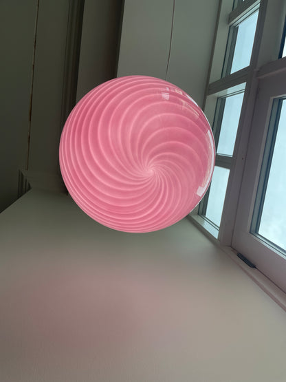 Bubblegum Murano pendel i klassisk swirl, 40 cm