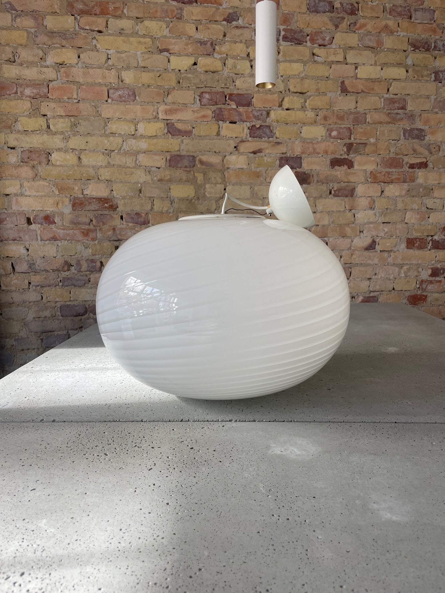 Huge classic vintage Murano pendant lamp, 45 cm