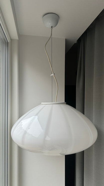 Bell-shaped vintage pendant with white vertical swirl, 50 cm