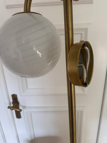 Murano wall lamp with glass in white classic swirl