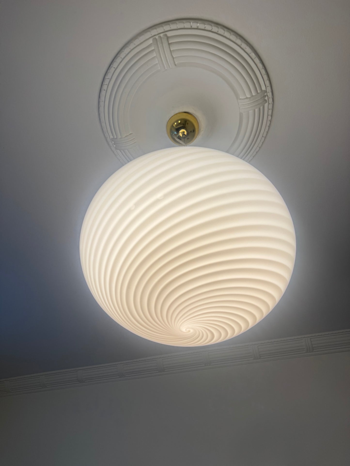 Stor, hvid vintage Murano pendel, 42 cm