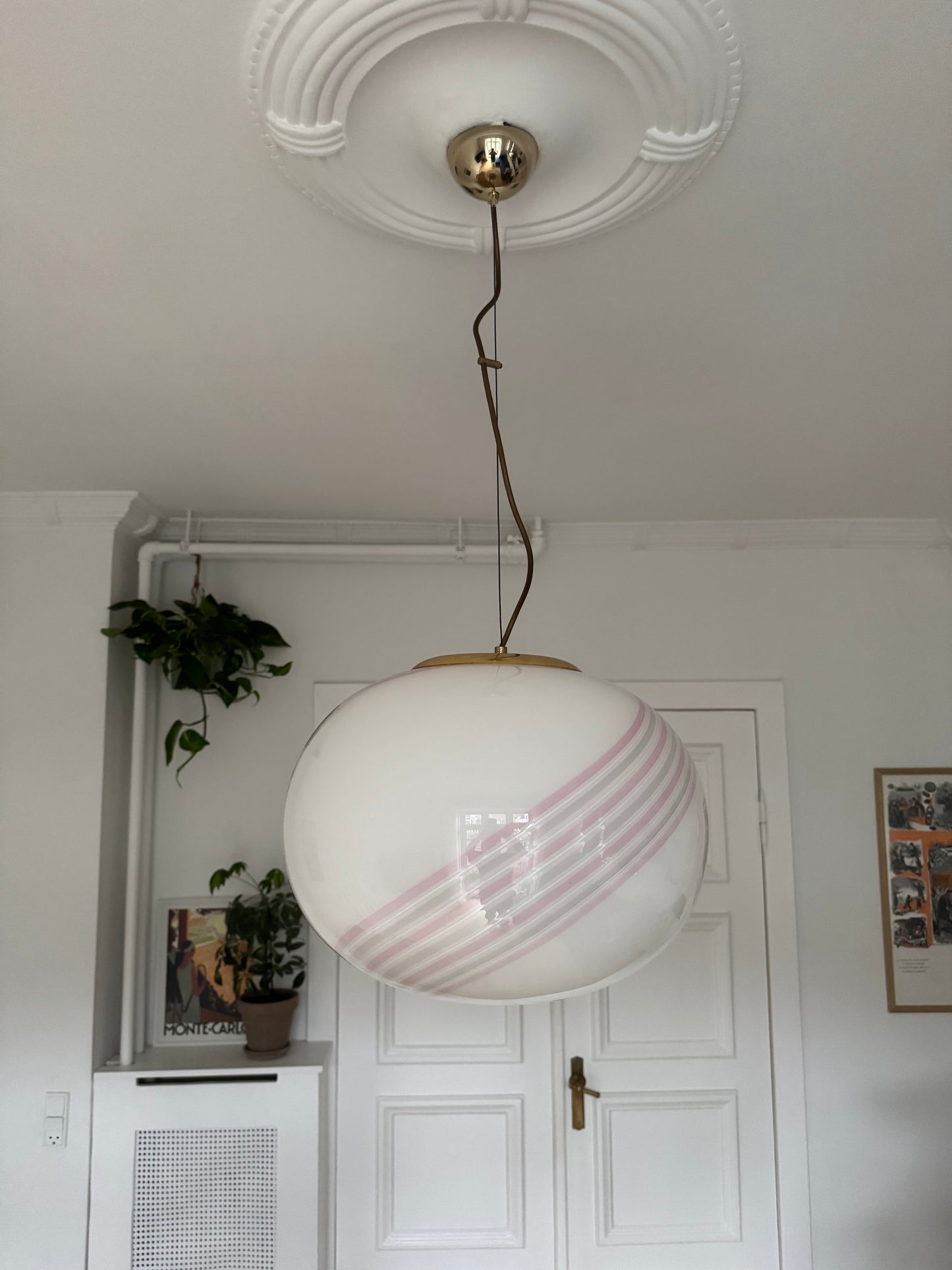 Vintage Murano hvid pendel med lyserød swirl, 40 cm