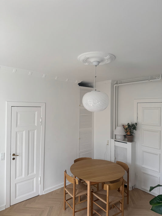 Classic vintage Murano pendant lamp with white swirl, 41 cm