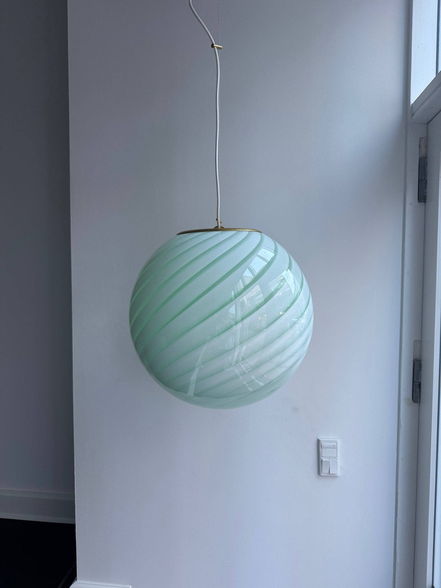 Large ceiling lamp with green swirl, 40 cm