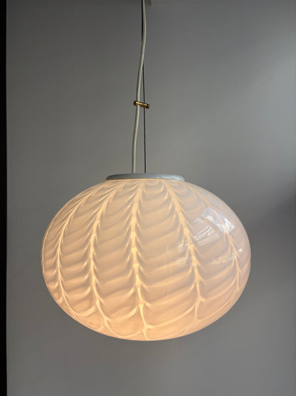 Smuk hvid vintage Murano peacock pendel, 37 cm