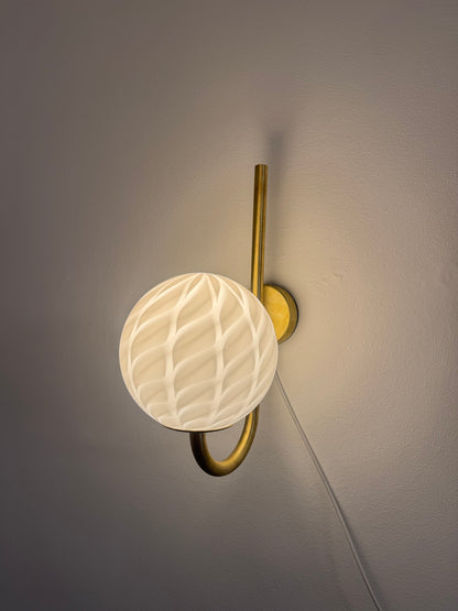 Murano wall lamp with glass in white peacock pattern