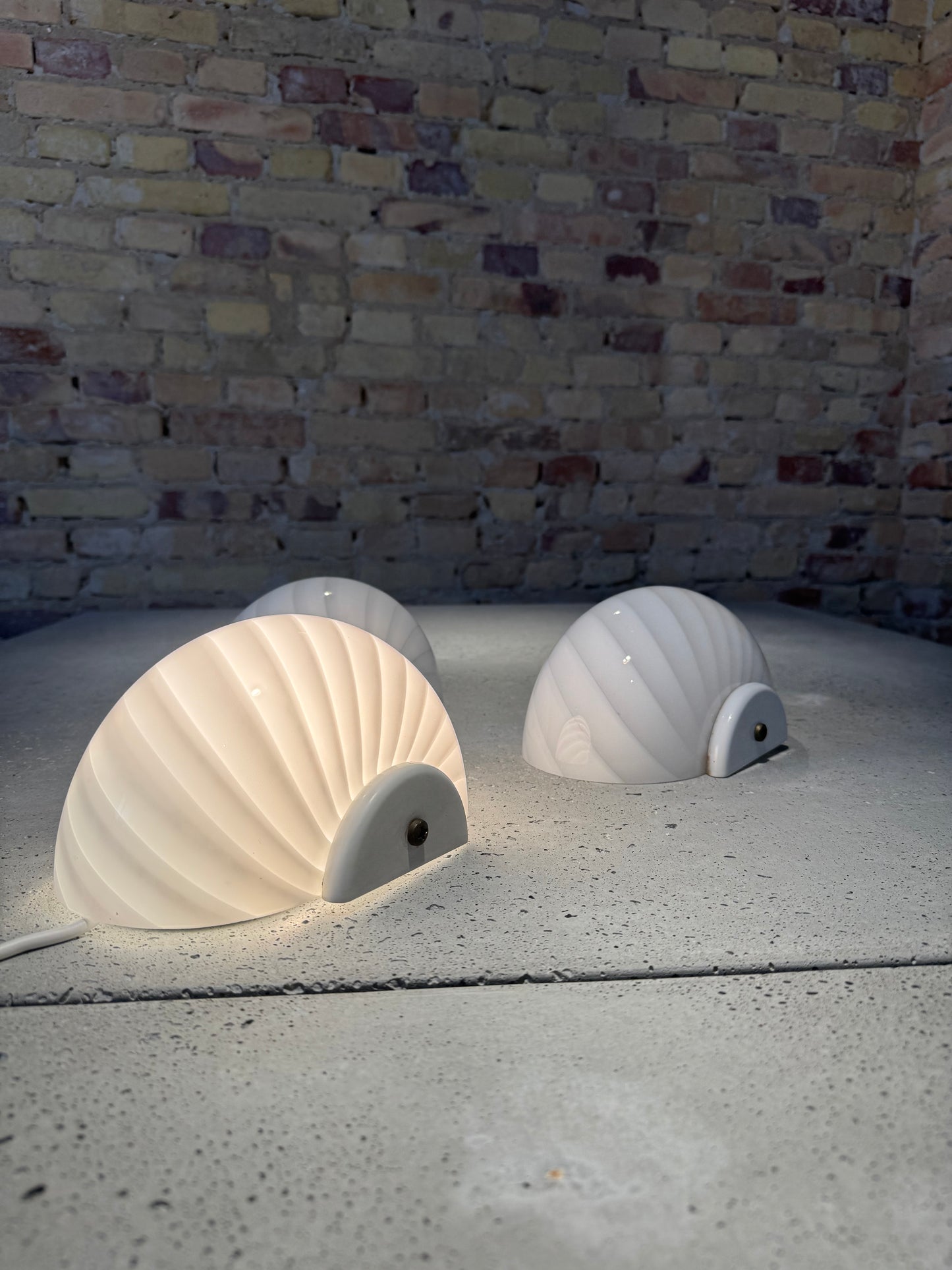 Vintage Murano shell wall lamp