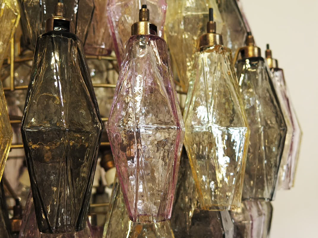Murano lysekrone | Poliedri | 140 glas | Grøn/lyserød/gul