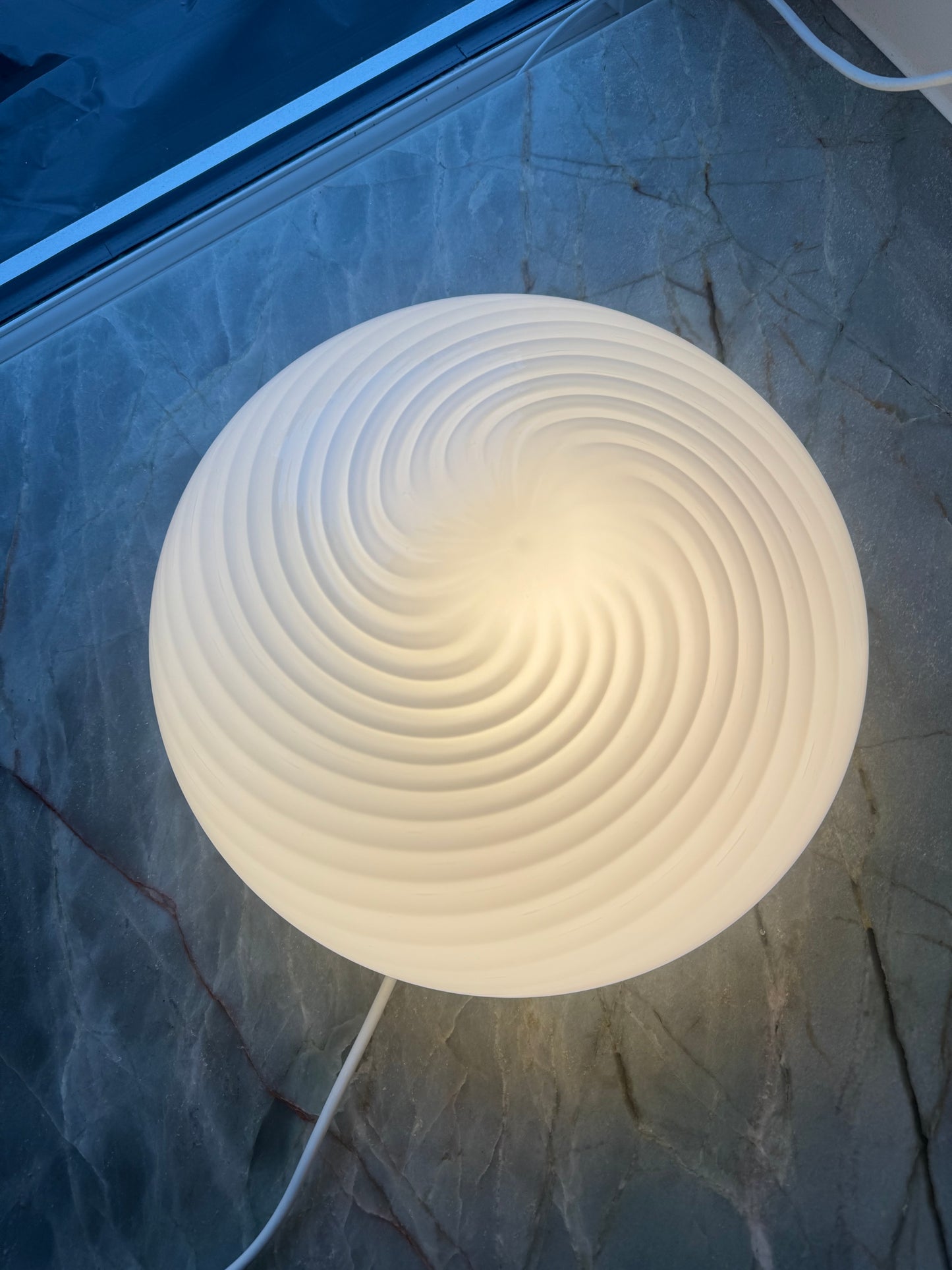 Vintage Murano plafond med hvid klassisk swirl, 30 cm