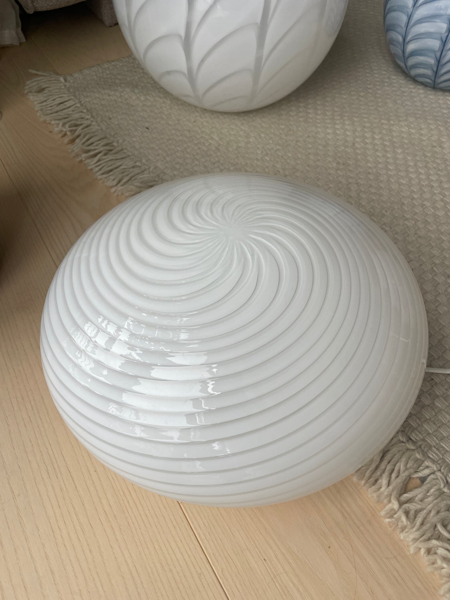 Vintage Murano plafond med hvid klassisk swirl, 38 cm
