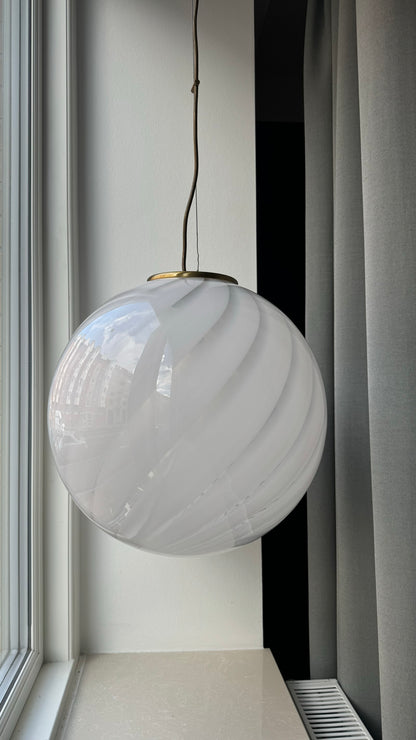 Murano pendant, white and transparent swirl, 40 cm