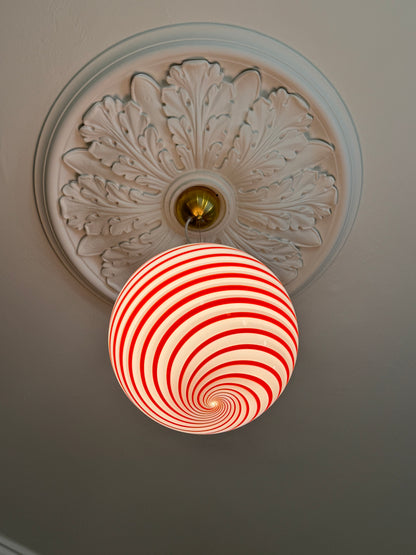 Murano candy pendel rød/hvid swirl, 30 cm