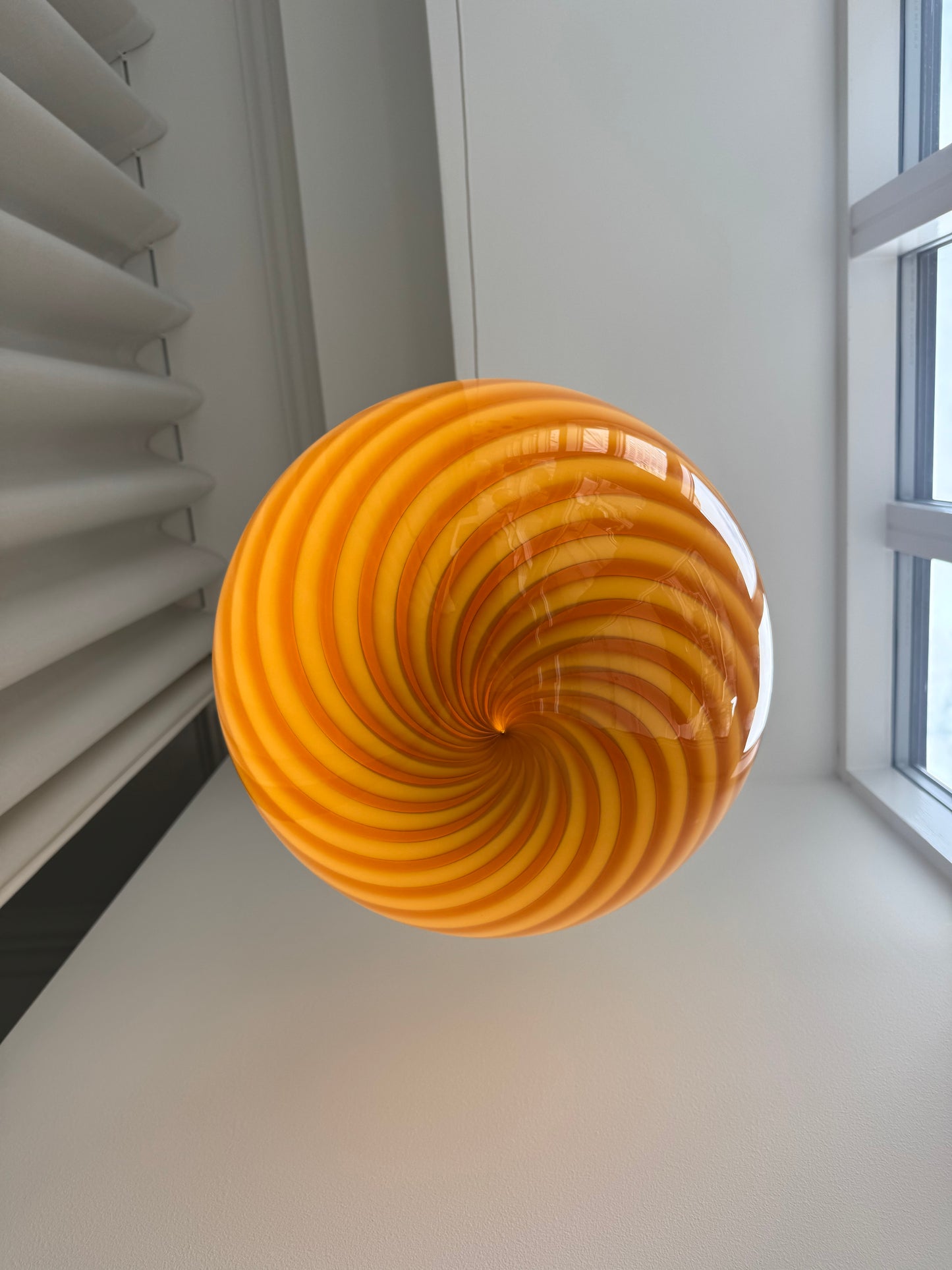 Rav/mørkegul Murano swirl pendel, 40 cm