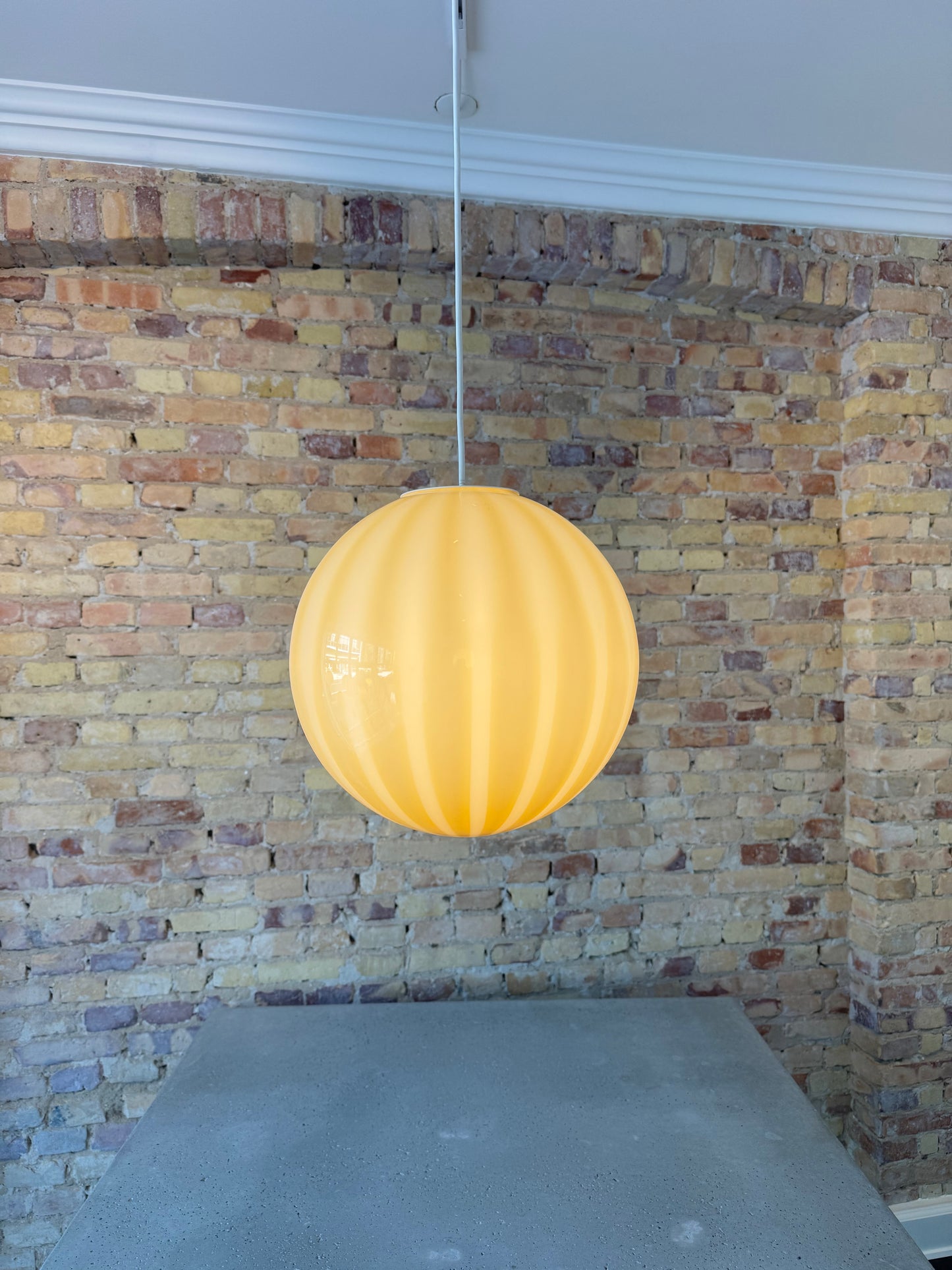 Gul stribet candy Murano pendel, 30 cm