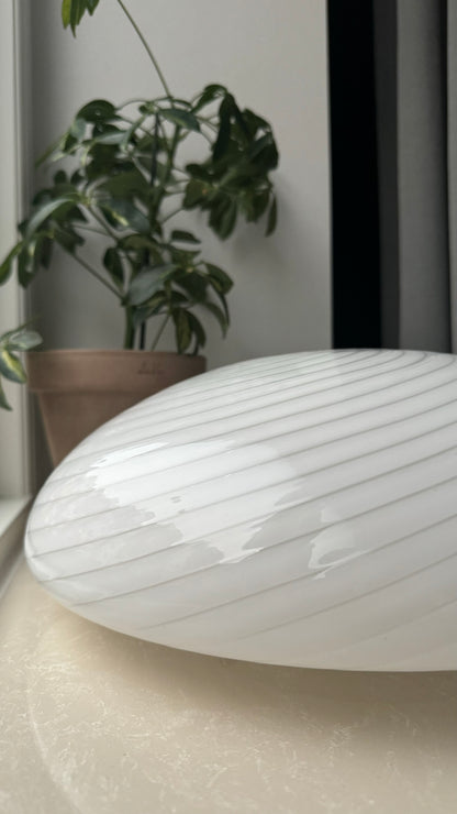 Murano ceiling lamp in classic white swirl, 38cm