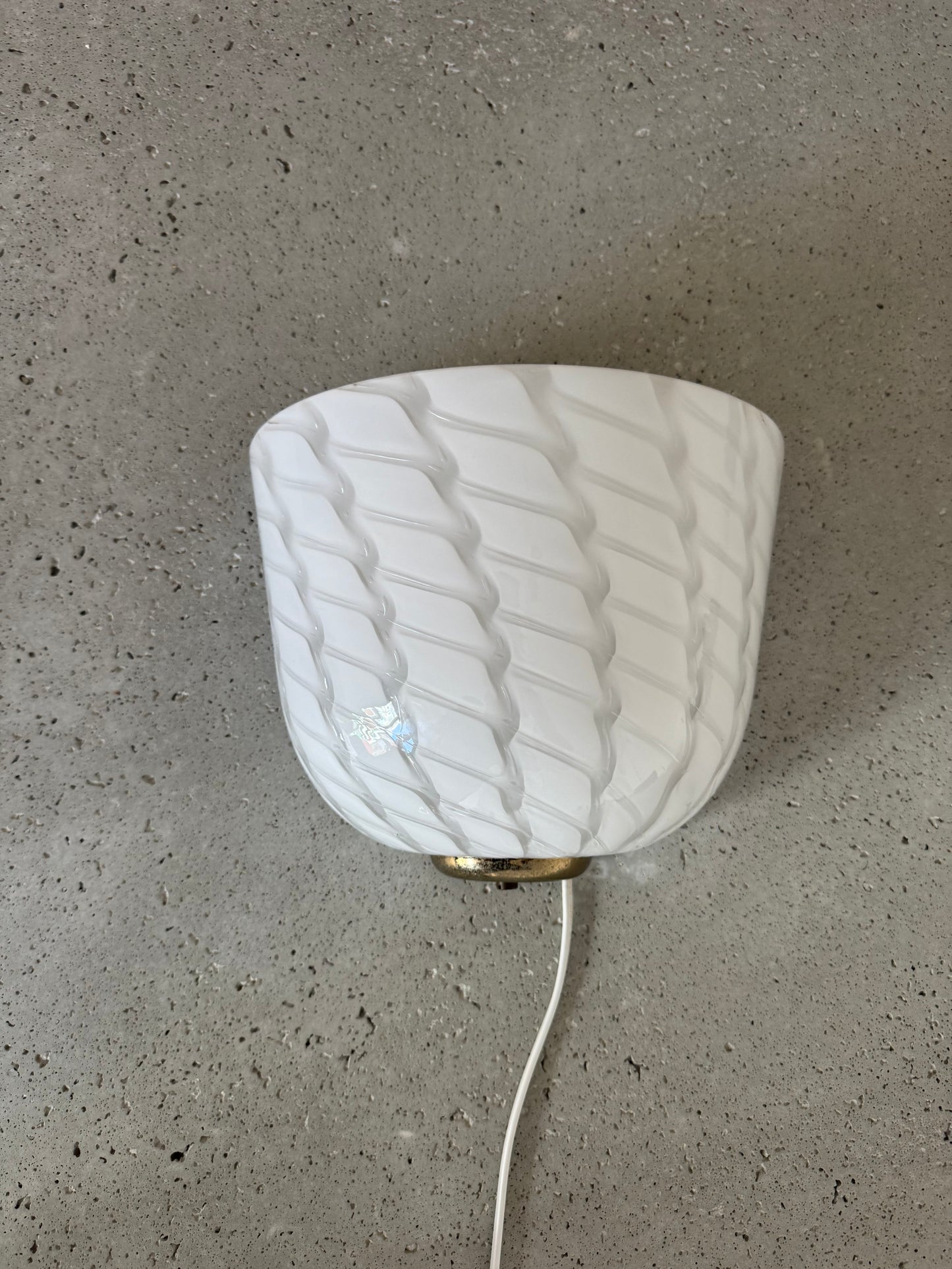 Sjælden vintage Murano væglampe m. indgravering