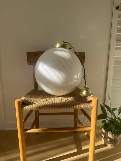 Murano pendant in white swirl and beautiful brass top, 35 cm